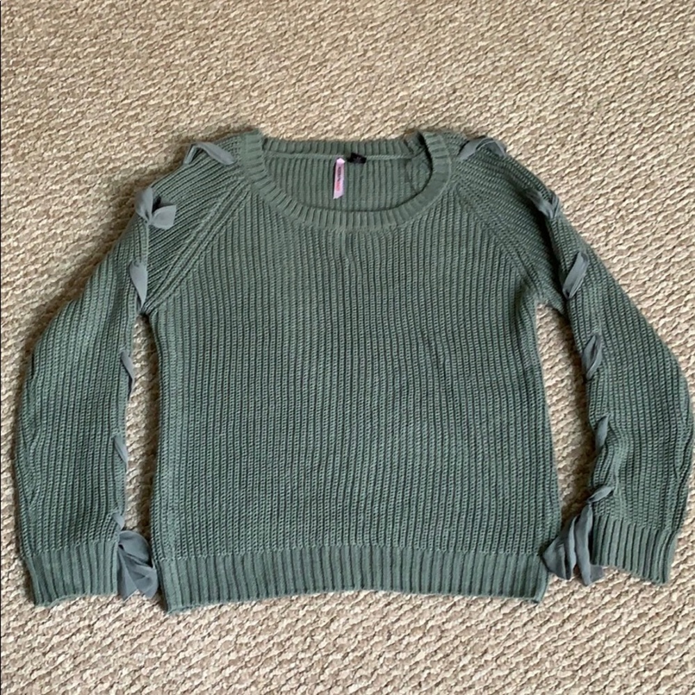 Olive green knitted sweater